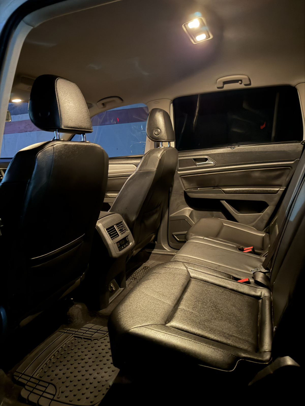 Additional vehicle detail photo